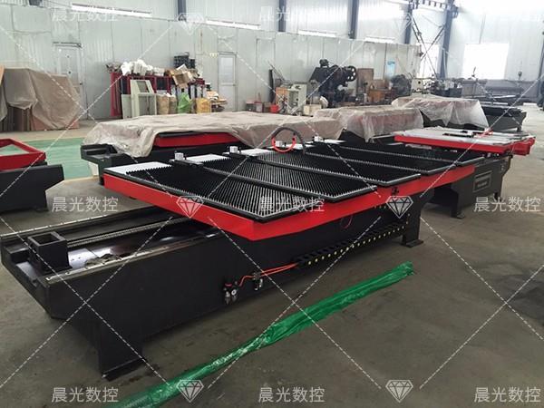 如何正確使用數控送料機？
